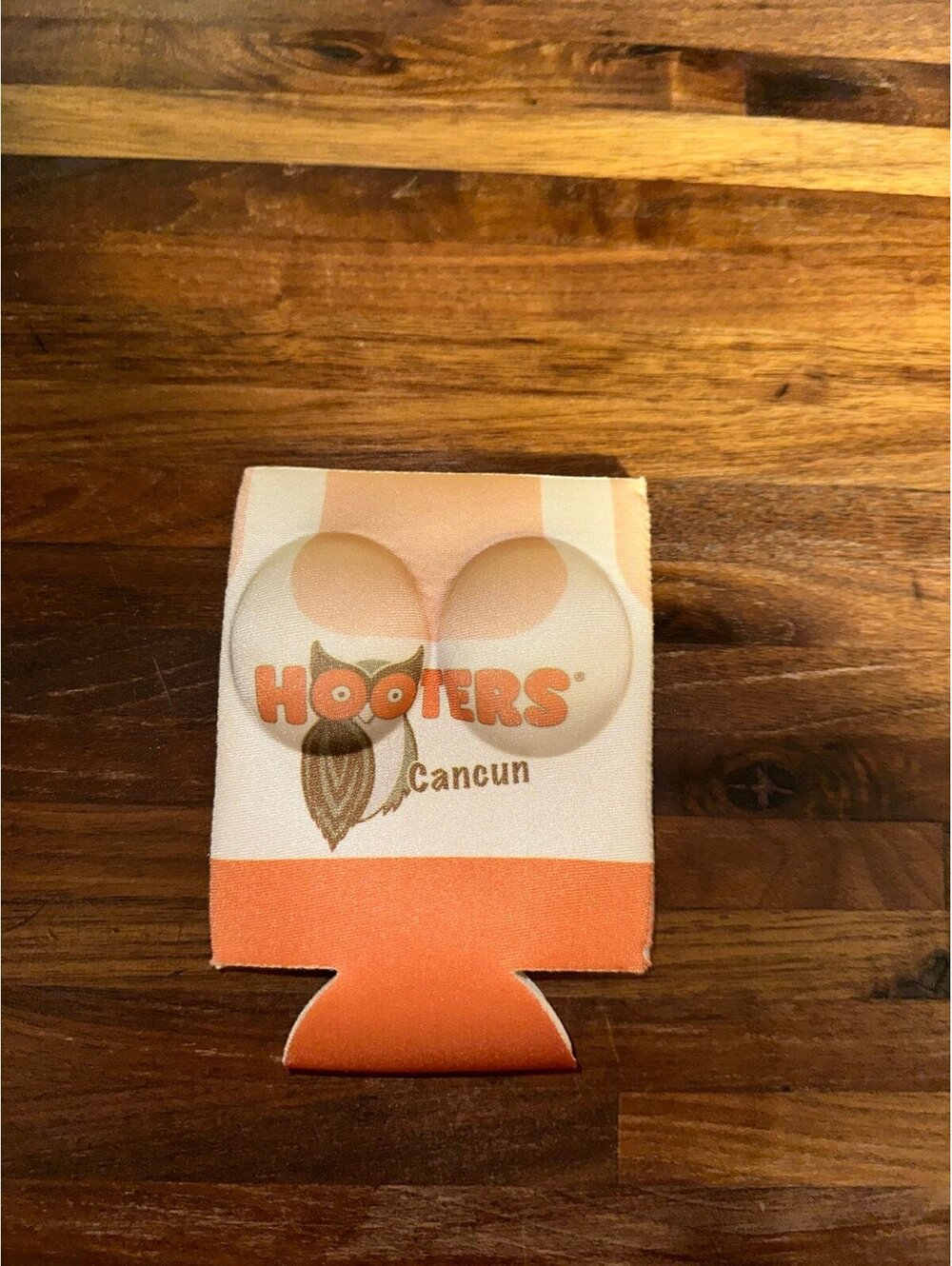 Hooters Cancun Drink Koozie